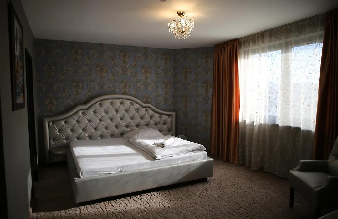 Hotel Kotva-1